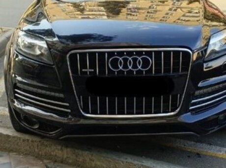 Audi Q7 2012