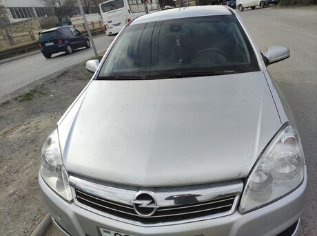 Opel Astra 2008