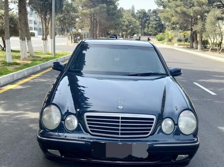 Mercedes E 220 1999