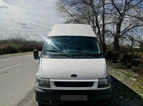 Ford Transit 2000