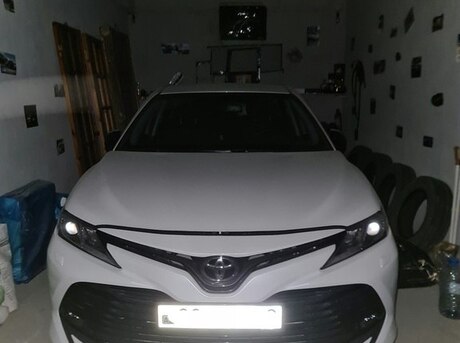 Toyota Camry 2019