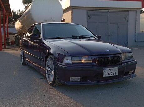 BMW 320 1995