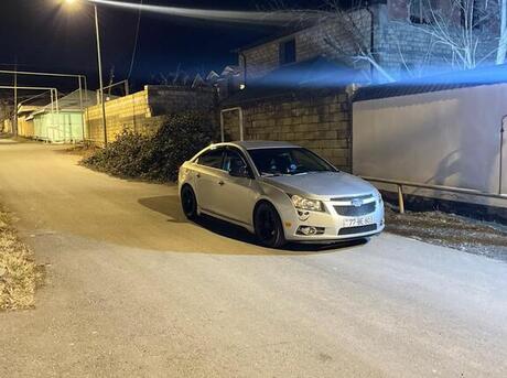 Chevrolet Cruze 2012