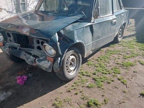 LADA (VAZ) 21011 1985