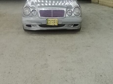 Mercedes E 220 1999