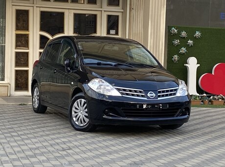 Nissan Tiida 2011