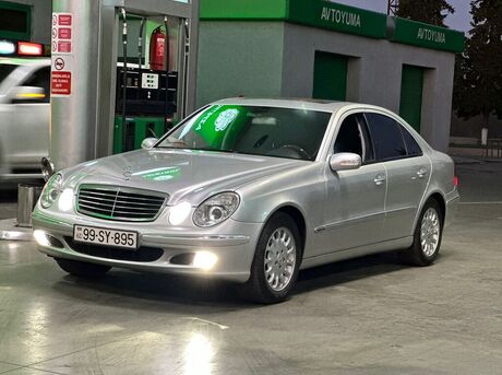 Mercedes E 240 2004