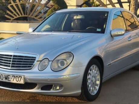 Mercedes E 260 2003