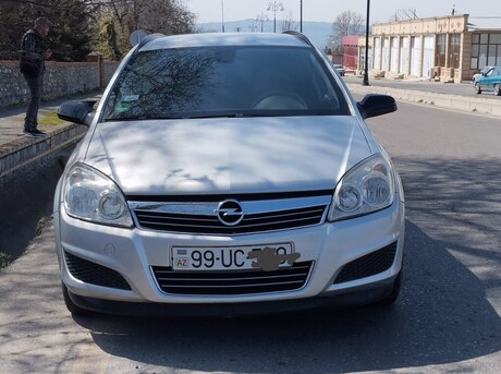 Opel Astra 2008