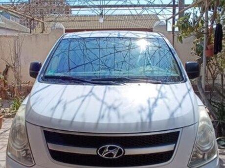 Hyundai H-1 2008