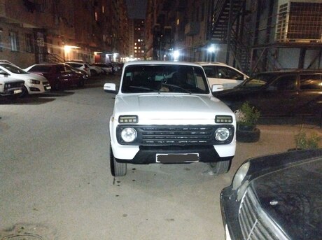 LADA (VAZ) Niva 1997