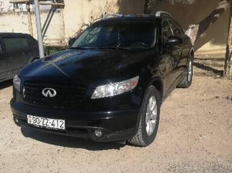 Infiniti FX35 2005