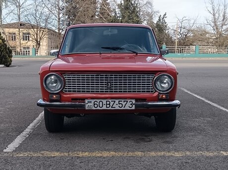 LADA (VAZ) 21011 1981