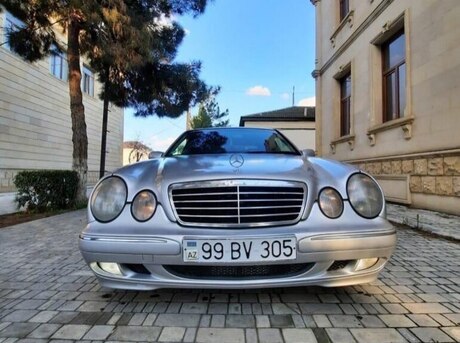 Mercedes E 220 1999