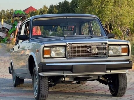 LADA (VAZ) 2107 2011