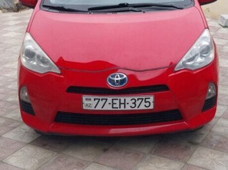 Toyota Prius C 2013