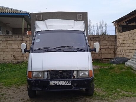 GAZ 330200 2002