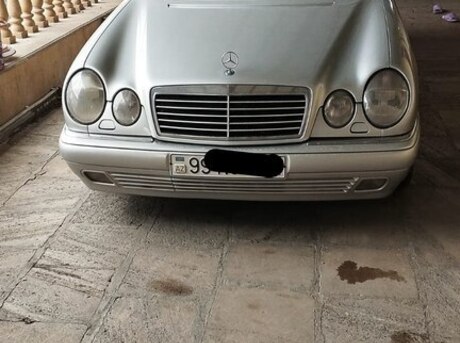 Mercedes E 240 1997