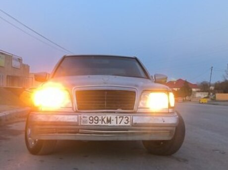Mercedes E 250 1993