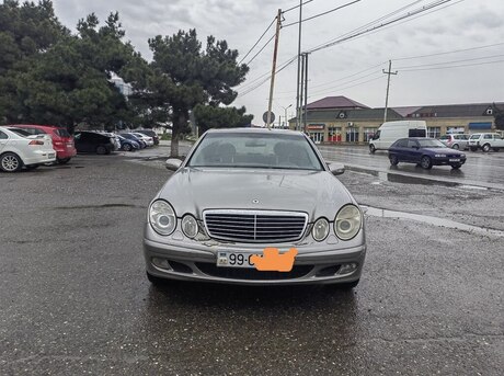 Mercedes E 220 2002