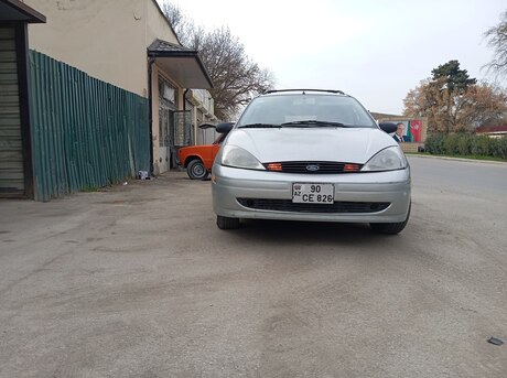 Ford Focus 2000