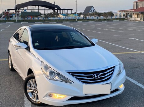 Hyundai Sonata 2010