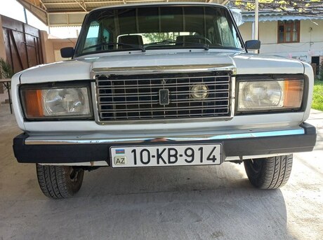 LADA (VAZ) 2107 2001