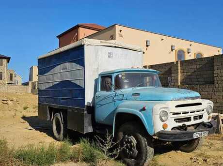 ZIL 130 1990