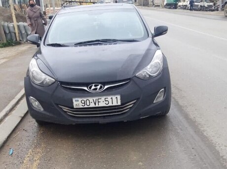 Hyundai Elantra 2012