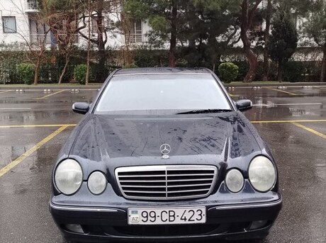 Mercedes E 240 2000