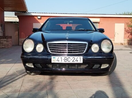 Mercedes E 240 2001