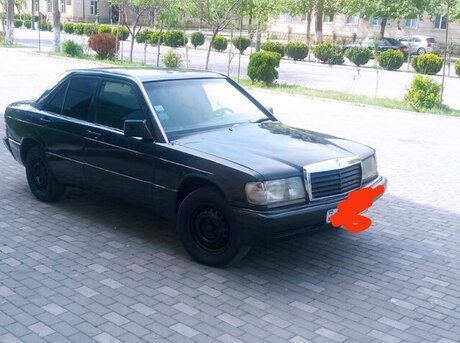 Mercedes 190 1992