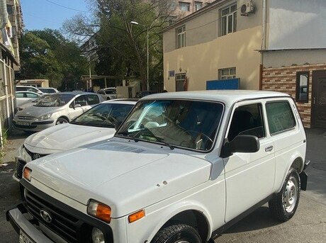 LADA (VAZ) Niva 2008