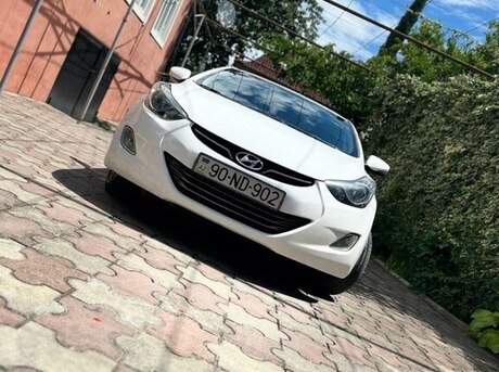 Hyundai Elantra 2011