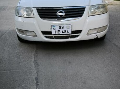 Nissan Sunny 2011