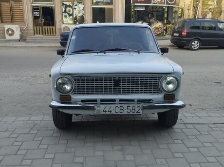 LADA (VAZ) 21011 1980
