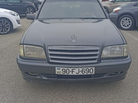 Mercedes C 180