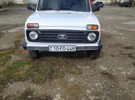 LADA (VAZ) Niva 1999
