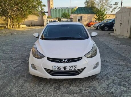 Hyundai Elantra 2011