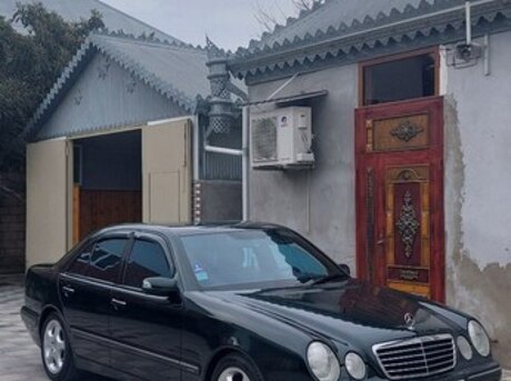 Mercedes E 240 2001