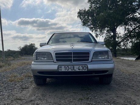 Mercedes C 180 d
