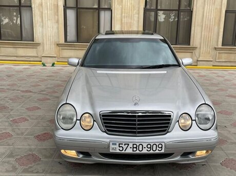 Mercedes E 200 2001