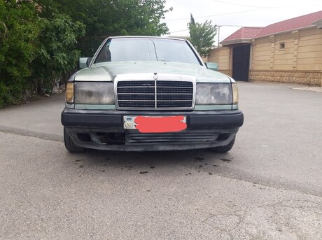 Mercedes 300 D