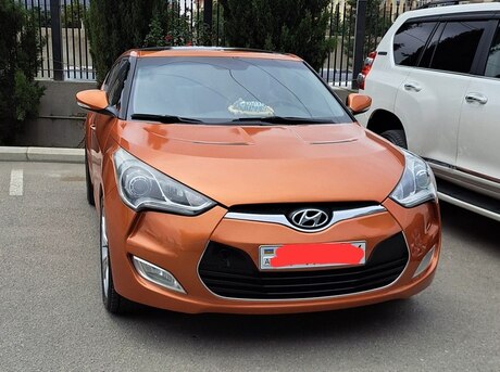 Hyundai Veloster 2012