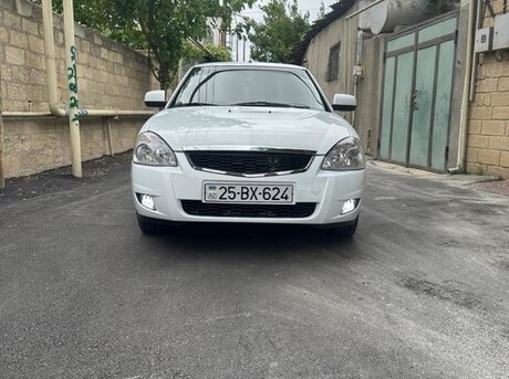 LADA (VAZ) Priora 2017