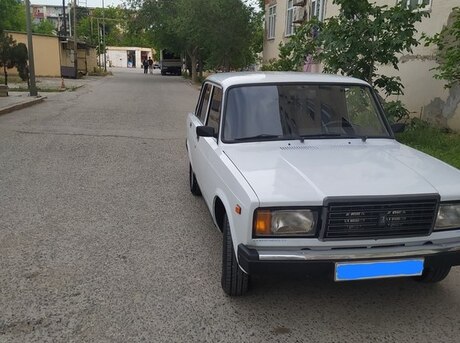 LADA (VAZ) 2107 2004