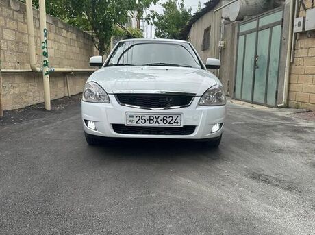 LADA (VAZ) Priora 2017