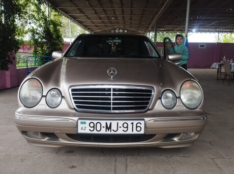 Mercedes E 240 2000