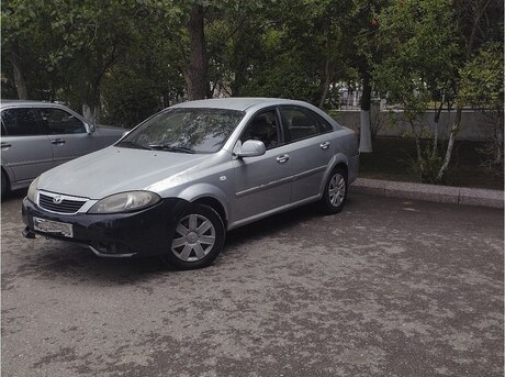 Daewoo Gentra 2014