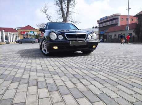 Mercedes E 270 2000
